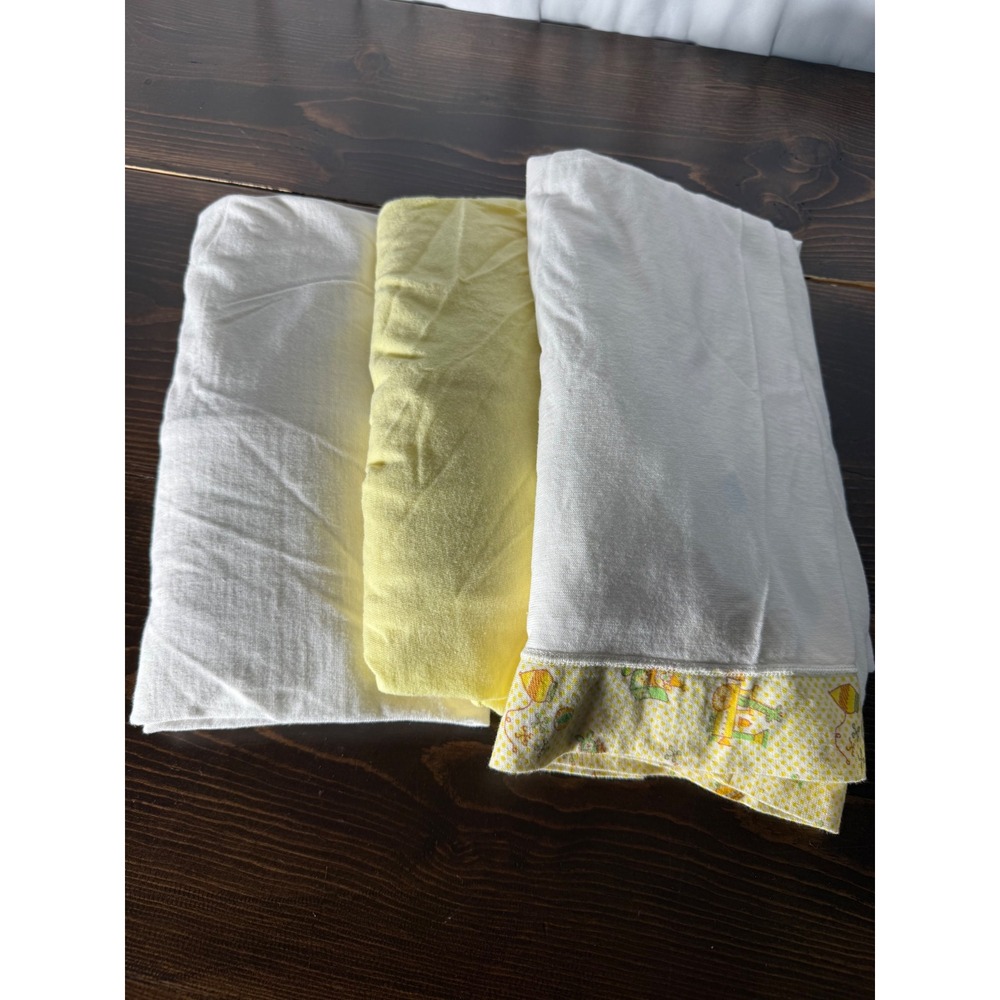 Vintage Carters Penneys Toddletime Crib Sheet Set 3pc Cotton White‎ Yellow USA